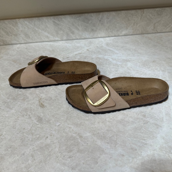 ***Authentic*** Birkenstock Madrid Big Buckle Leather Sandal - Picture 3 of 6